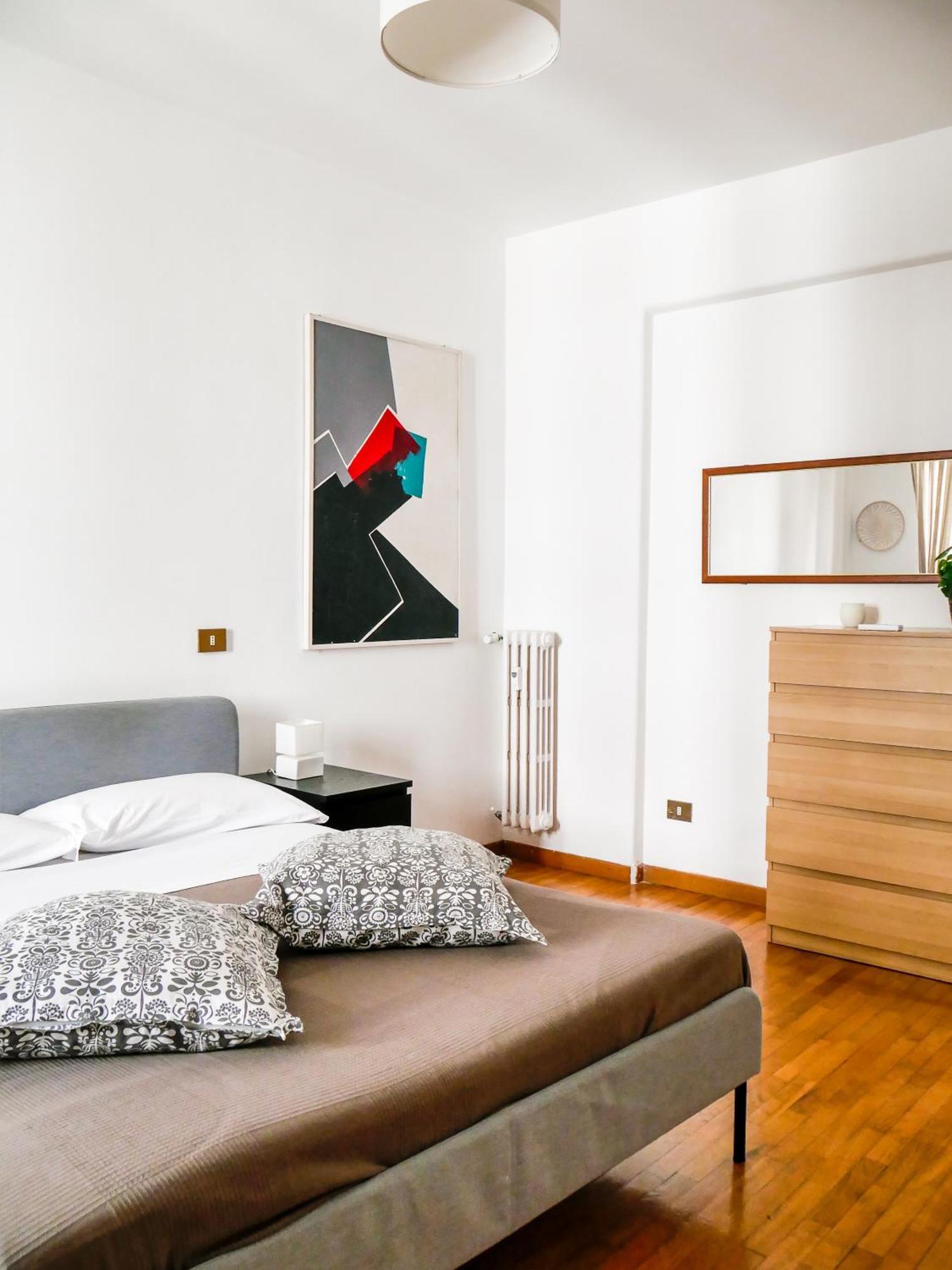 Modern 1 Bedroom Near Metro Roma Esterno foto